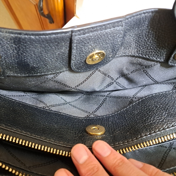 Michael Kors Black Purse - Picture 7 of 13